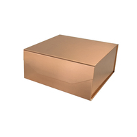 Emballage en carton rigide de luxe pliable et magnétique, boîte à vêtements en or, boîtes cadeaux pour vêtements avec votre Logo