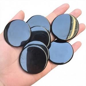 Pièces de monnaie rondes en obsidienne noire naturelle polie et sculptée, 40 mm, matériaux de bricolage pour cadeaux et décoration, marque Ruhi Agate, Gujarat - Product Image 3