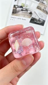 ของเล่นบีบคลายเครียดรูปทรงลูกบาศก์ใส วัสดุ TPR ประกายวิบวับ สำหรับเด็ก ของขวัญ ขายส่ง รับผลิตแบบ OEM - Product Image 3