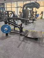 Appareil de Squat V à Charge de Plaques avec Butée de Sécurité et Support Dorsal pour Quadriceps, Usage Commercial en Salle de Sport