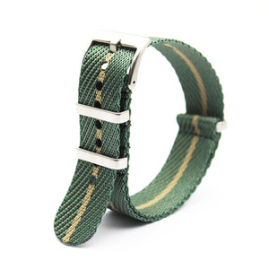 Bracelets de montre de sport universels en toile de nylon pour couples avec logo personnalisé pour bracelets de montre en nylon en tissu 18mm 19mm 20mm 21mm 22mm - Product Image 3