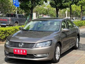 En Stock, Auto Usado 2015, Sedán 1.8T, Volante a la Izquierda, Neumáticos R16, Cámara Trasera, Buen Estado - Product Image 2