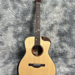 Gitar Akustik Solid OM <span class=keywords><strong>40</strong></span> <span class=keywords><strong>Inch</strong></span> Tipe Double Arm Sitka Spruce Quilted Mahogany Gitar Kayu Profesional Canggih - Product Image 2
