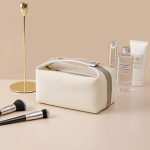 Custom Large Capacity Canvas Makeup <strong>Bag</strong> Casual Lightweight <strong>Cosmetic</strong> <strong>Bag</strong> Travel Reusable Durable <strong>Cosmetic</strong> <strong>Bag</strong> For Women - Product Image 4