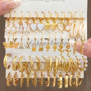 Pendientes de Aro Geométricos de Acero Inoxidable Chapados en Oro de 18K y 24K para Mujer, de Lujo y a la Moda, con Mariposa, Moissanita y Perla - Product Image 2