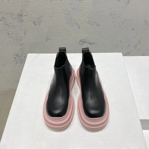 Botas Casuales de Alta Calidad, Zapatos de Estilo Caminata, Botas de Moda para Mujer, Botas de Cuero de Diseñador Nuevas y en Tendencia 2025 para Hombre - Product Image 3