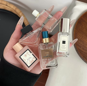 ชุดน้ำหอมขนาดพกพาสำหรับผู้หญิง กลิ่นหอมติดทนนาน กลิ่นดอกไม้และผลไม้ &amp;   ลาเวนเดอร์ โรส โคโคนัท สตรอเบอร์รี่ กลิ่นหอมหวาน - Product Image 2