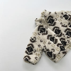 Vente en gros <span class=keywords><strong>Manteau</strong></span> tendance pour enfants Veste en coton <span class=keywords><strong>matelassé</strong></span> pour garçons et filles Vêtements d'extérieur pour garçons - Product Image 4