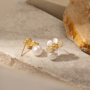 Camellia Pearl Stud <b>Earrings</b> Gold Flower Design 14k Gold <b>Post</b> EDB-059 - Product Image 2