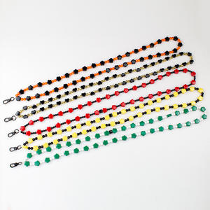 Longe de téléphone en perles acryliques élégantes durables et colorées de style multiple pour un transport facile. - Product Image 3