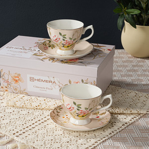 Juego <span class=keywords><strong>de</strong></span> 2 Tazas <span class=keywords><strong>de</strong></span> Café y Té <span class=keywords><strong>de</strong></span> Porcelana <span class=keywords><strong>de</strong></span> 200 ml con Borde Dorado Floral, Caja Colorida para Regalo, Fábrica Chaozhou - Product Image 1
