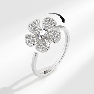 Anillo Giratorio Ajustable con Flor, Antiestrés, Sin Deslustre, Microincrustaciones de Zirconia, Cobre Chapado en Oro, Estilo Coreano, Joyería Minimalista - Product Image 2