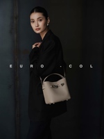 Borsa a Secchiello in Vera Pelle con Grana Morbida Effetto Litchi, Tendenza 2026, Minimalista con Manico Superiore per Donne, Vendita all'Ingrosso