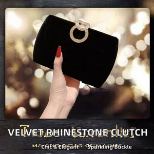 Sac à main pour femme en forme d'enveloppe, noir et blanc, personnalisé, sac de soirée, couleur personnalisée, pochette en résine tendance pour femmes - Product Image 2