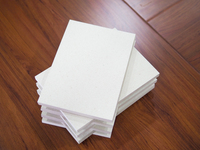 Étiquette en papier composite gris de qualité export, spécial industriel, 350-600 GSM, surface gaufrée, impression offset, marque P.C.I. Jumbo