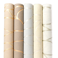 Rouleau de papier peint PVC moderne en gros pour salon, chambre à coucher, décoration intérieure, revêtement mural argenté pour intérieurs de maison