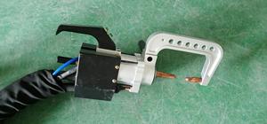 Machine de débosselage de soudeur par points double face à résistance multifonction pour la réparation de panneaux de voiture - Product Image 3
