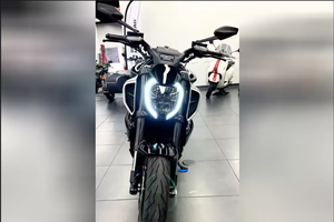 ¡LISTA PARA CONDUCIR! OFERTAS 2025 - Motocicleta Deportiva <span class=keywords><strong>Ducati</strong></span> <span class=keywords><strong>Diavel</strong></span> <span class=keywords><strong>V4</strong></span> - Negra en Venta - Product Image 5