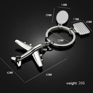 19款促销高品质罐定制标志飞机模型3D反光玩具锌合金钥匙扣制造商 - Product Image 4