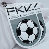 Logo de club de football écologique en flocage 3D personnalisé patchs étiquettes de vêtements en TPU avec impression par transfert de chaleur et forme personnalisée