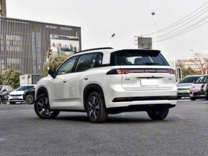 Offre Spéciale 2026 GAC AION I60 SUV Électrique 650km Véhicule à Énergie Nouvelle Familial et Professionnel Voiture Électrique 180km/h - Product Image 4
