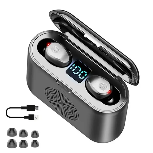 2021 Sport Wireless Earbuds 2 in 1 Multifunctional Bluetooth Headset Power Bank Waterproof And LED Digital Display