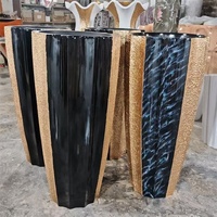Pot Bunga Fiberglass Putih dan Emas Bentuk Pegas untuk Ruang Tamu dan Pusat Perbelanjaan