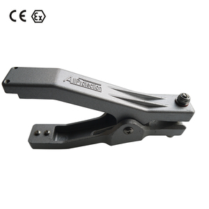 Pince de mise à la terre/antistatique en aluminium homologuée Atex avec trois broches - Product Image 3