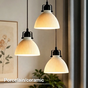 Lámparas de Techo de Porcelana a <span class=keywords><strong>Precios</strong></span> de Fábrica, Diseño de Lámpara de Araña Blanca, Modelo Creativo para Sala de Estar, Pasillo, Interiores, Lámpara de Araña a Rayas - Product Image 1
