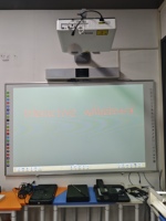 Tableau blanc interactif intelligent infrarouge mural USB en métal émaillé PET de 82, 86, 96, 102 pouces à 20 points de contact pour salles de classe scolaires