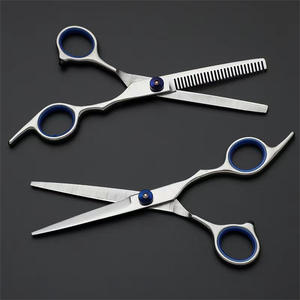 Ciseaux à cheveux Suzhou 62 mm, ciseaux à effiler en acier inoxydable, pour droitiers, usage en salon de beauté - Product Image 3