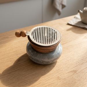 Brûleur d'encens en bois avec grille métallique, diffuseur d'aromathérapie fait main pour la maison, décoration Ramadan et Aïd toutes saisons, style unique - Product Image 1