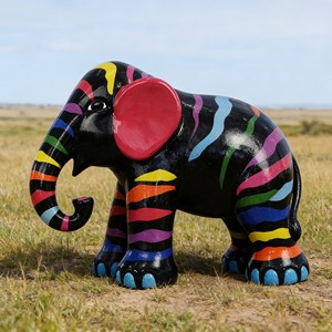 Scultura Animale in Resina per Esterni su Misura, Grande Scala, Dipinta a Mano, Dorata, con Finitura Effetto Crepe, Elefante in Fibra di Vetro - Product Image 5