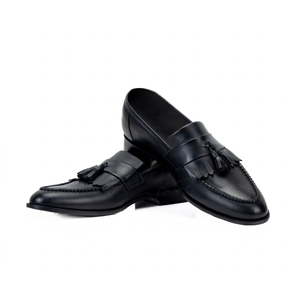 Chaussures mocassins pour hommes en cuir véritable vintage de qualité supérieure, fabriquées à la main, résistantes, noires, décontractées - Product Image 1