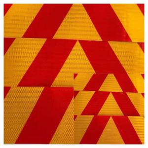 Güney Afrika Özel Üretim HIP Sınıfı ECE 104 Onaylı Arka İşaretleme Chevron Yansıtıcı Etiket Malzemesi Kamyon Acil Durum Aracı için - Product Image 3