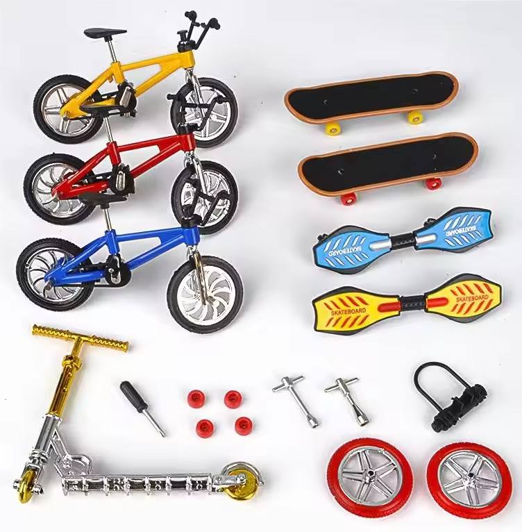 Coffret vélo à doigts + skateboard 9 pièces