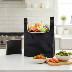 ถุงช้อปปิ้งพับได้สีพื้นแบบขายส่ง พร้อมสายสะพาย พิมพ์ลายตัวอักษร ปรับแต่งสีโลโก้ได้ แบรนด์สีเหลืองกลาง - Product Image 5