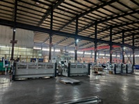 Vollautomatisches SYNTEC-Steuerungs-CNC-Aluminiumprofil-Bohr- und Fräsbearbeitungszentrum für Aluminiumfenster und -türen, CE-zertifiziert