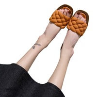 Nouvelles sandales plates d'été pour femmes, antidérapantes, tendance et polyvalentes, vente en gros