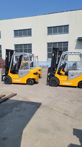 Montacargas Eléctricos Everlift <span class=keywords><strong>de</strong></span> 1.5 y 2 Toneladas, 3m, 4.5m, 5m, <span class=keywords><strong>de</strong></span> 2 Etapas, Mini Montacargas, Apilador Eléctrico para <span class=keywords><strong>Alquiler</strong></span> - Product Image 6