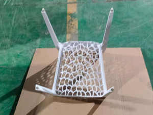 Chaise en plastique multi-usage au design élégant, siège confortable avec une bonne circulation d'air, populaire pour les cafés modernes et la maison - Product Image 5