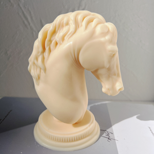 Pferdekopf-Statue Kerzenform aus Silikon Büste Reitskulptur Kunstfigur Tier Pony Kerzenform - Product Image 3