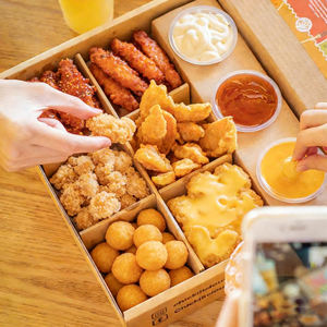 Scatola di Carta Personalizzata per Alimenti, Piccola Scatola Pieghevole in Cartone per Hamburger, Patatine Fritte, Sandwich da Asporto con Logo Stampato - Product Image 1