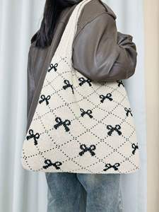 阿里巴巴中国网上购物天天针织袋手工编织编织手提袋蝴蝶结钩针肩包 - Product Image 4