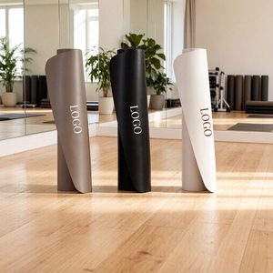 Individuelles Logo Hochwertiges Pilates-<span class=keywords><strong>Set</strong></span> Ausrüstung Naturkautschuk Yogamatte Großhandel Übungsmatte - Product Image 1