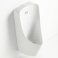 Urinoir triangulaire en céramique de qualité commerciale avec capteur et double chasse, mural, pour hôtels, centres commerciaux et projets de bureaux