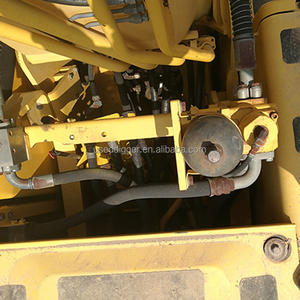 Komatsu รถตักดินไฮดรอลิคตีนตะขาบ PC200 - Product Image 1