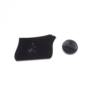 Boekenliefhebber fictieve personage humor emaille pin set tissuebox broche voor rugzakdecoratie - Product Image 5
