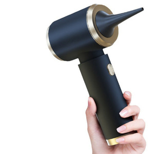Aspirateur de voiture portatif 0,5L-1L rechargeable, haute puissance d'aspiration, édition suprême noire et or - Product Image 1