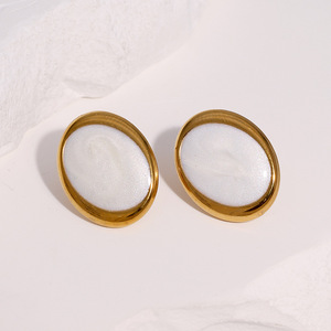 Pendientes de botón ovalados vintage de esmalte negro y blanco, de acero inoxidable chapado en oro, elegantes para uso diario, joyería de moda para mujer - Product Image 4
